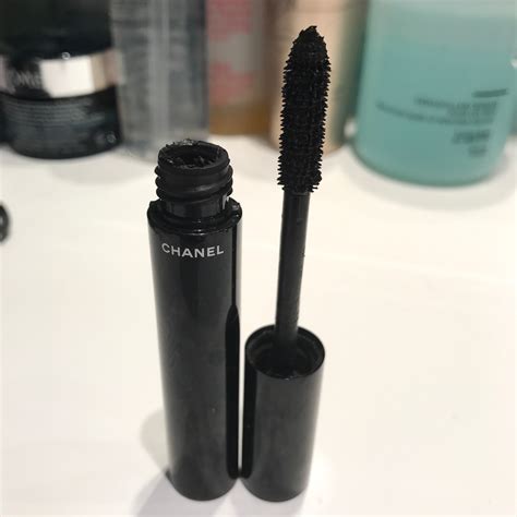 chanel mascara reviews|chanel le volume mascara review.